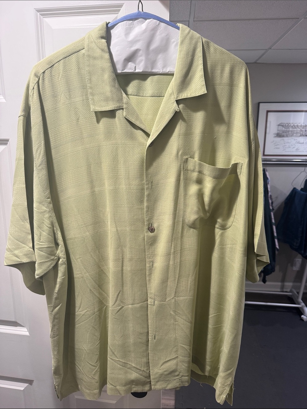Tommy Bahama Men's Short-Sleeve Camp Collar Shirt in Light Olive 100% silk